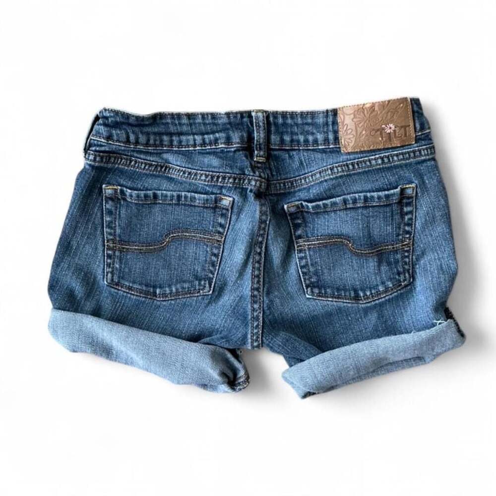 Y2K Tilt Low‑Rise Blue Denim Shorts – Size 7/ Waist 28”